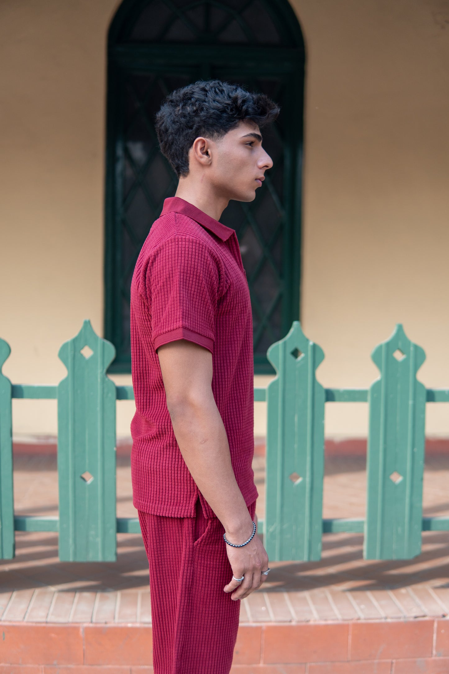 Men’s Wine Square Knitted Zipper Polo Shirt