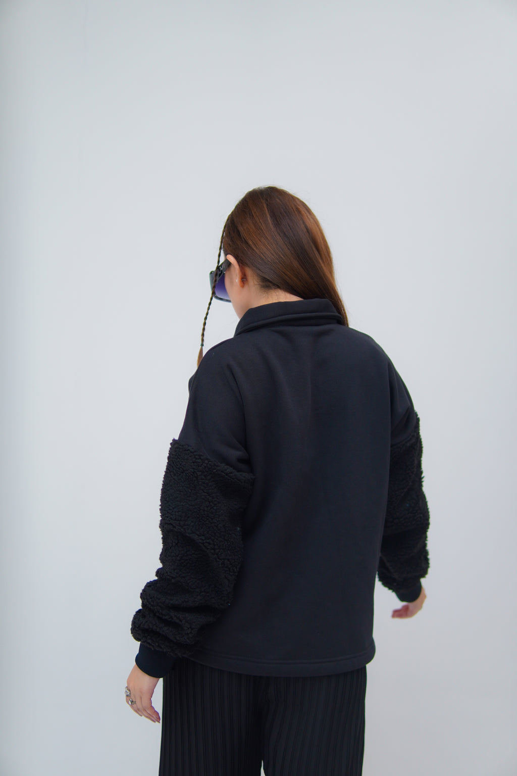 Vestige Signature Zip Top