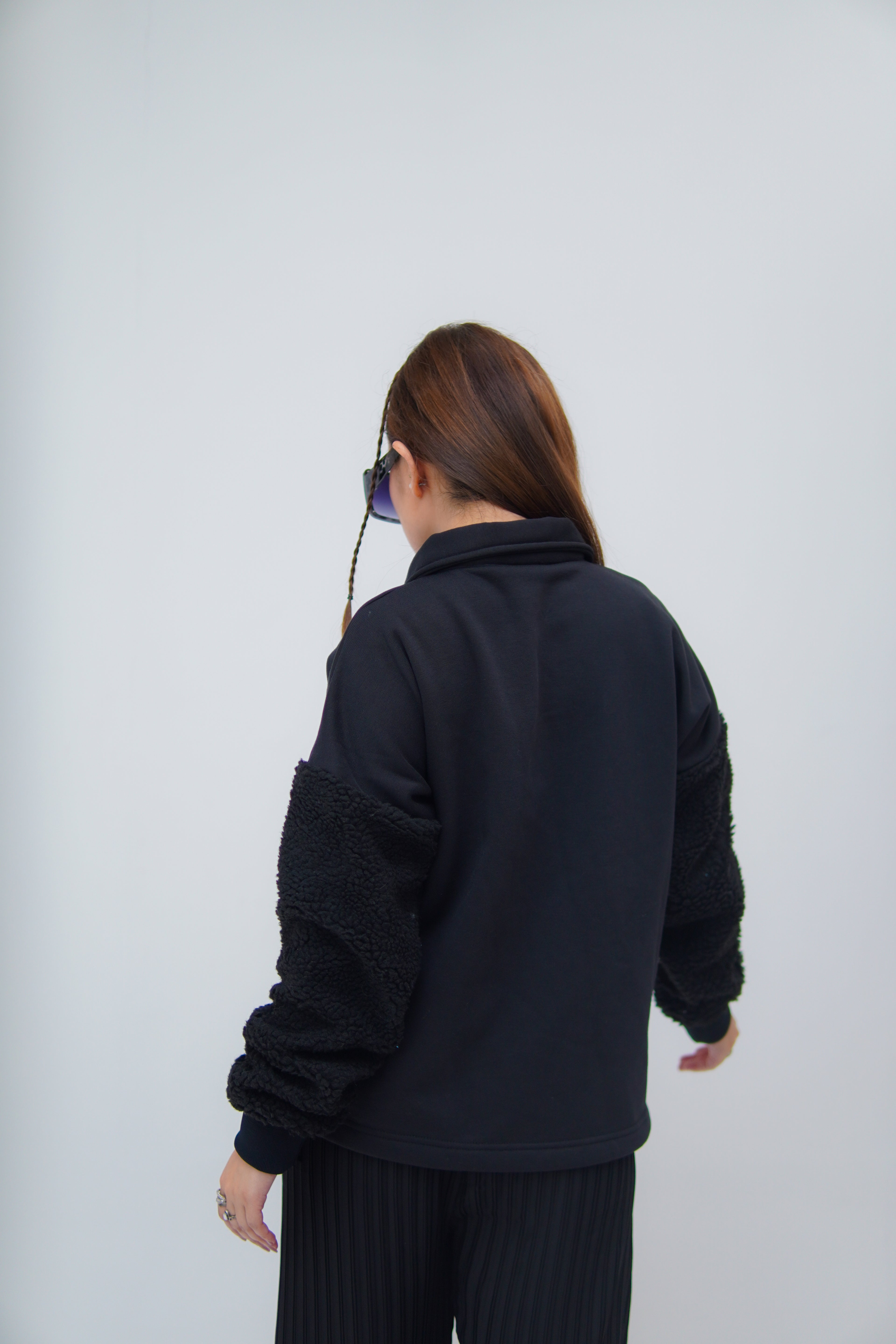 Vestige Signature Zip Top