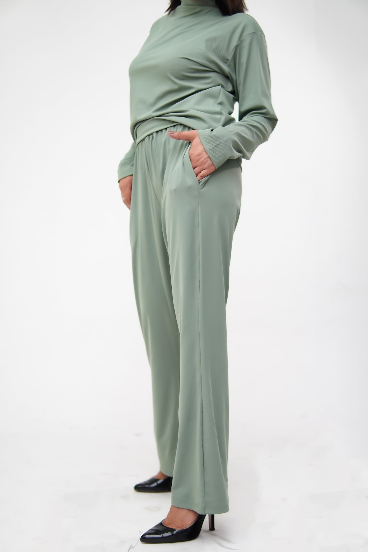 COMFY BELL BOTTOM TROUSER