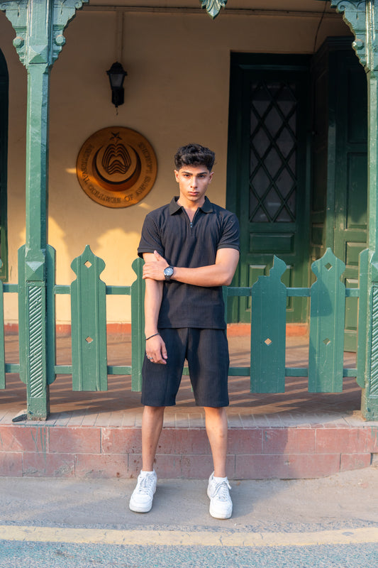 Men’s Black Square Knitted Polo & Shorts Set – Modern Casual Co-ord
