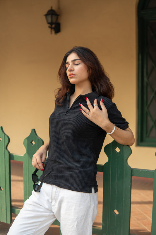 Women’s Black Knitted Zip-Up Polo Shirt – Half Sleeves
